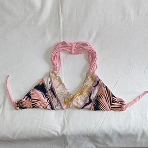 Maaji women’s reversible bikini top